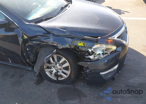 2015 Nissan Altima 2.5 S from USA, damaged, VIN 1N4AL3AP1FN315545